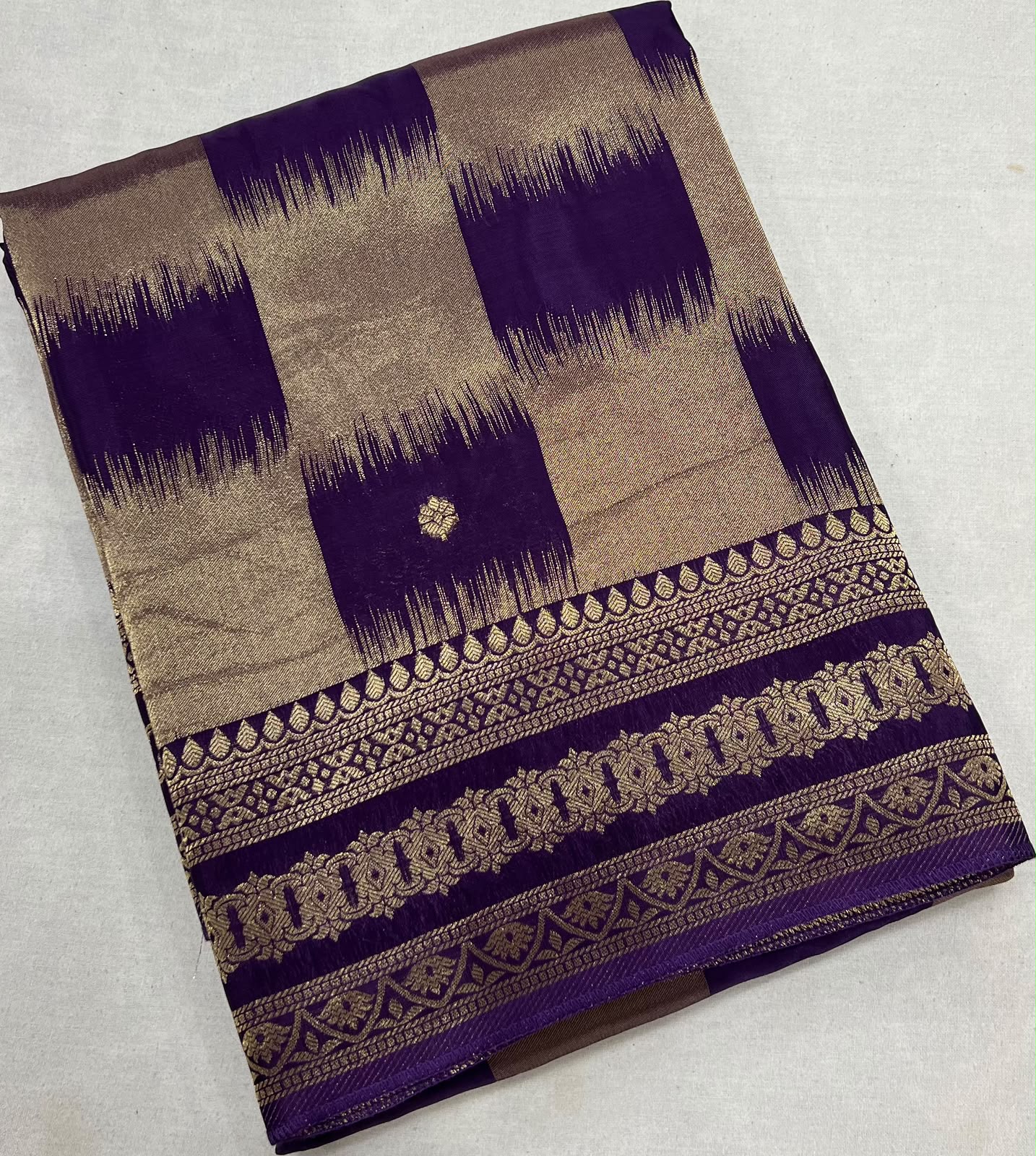 Premium Viscose Silk Rich Pallu Saree